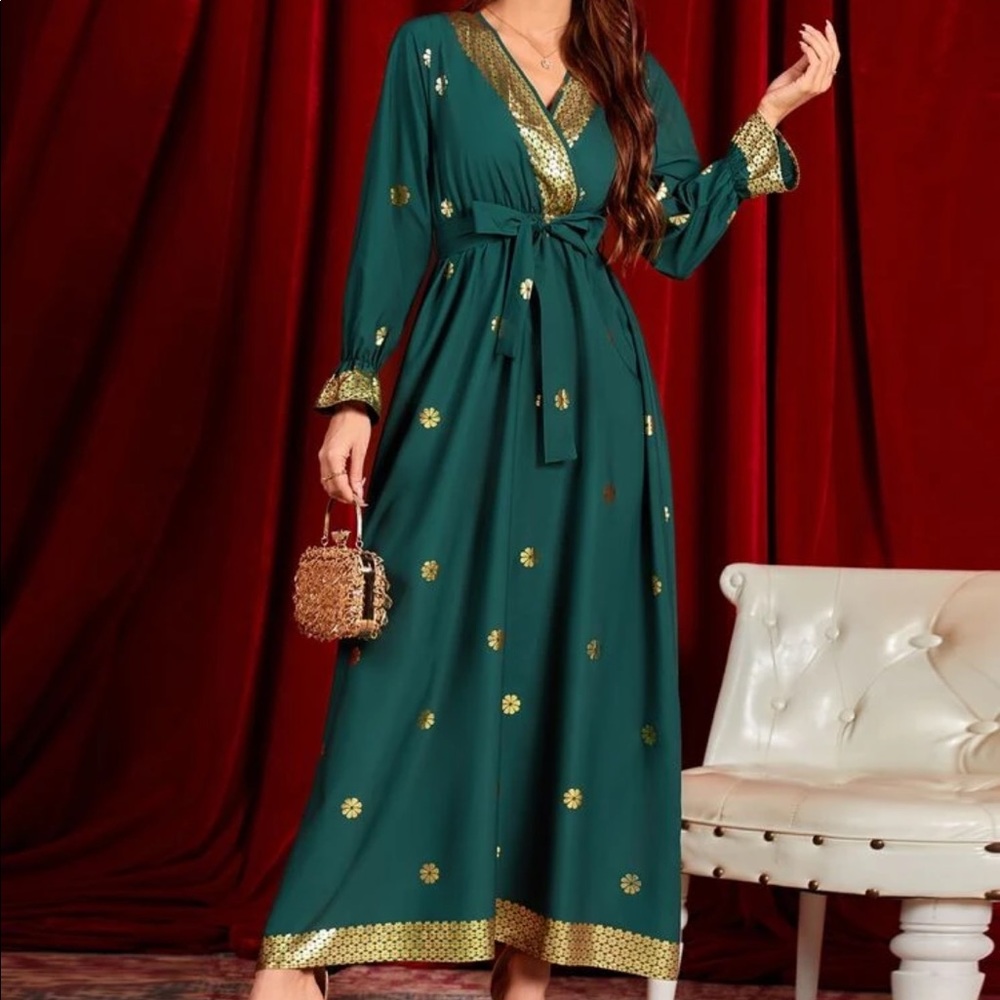 Front belted Maxi dress - Picture 4 of 6